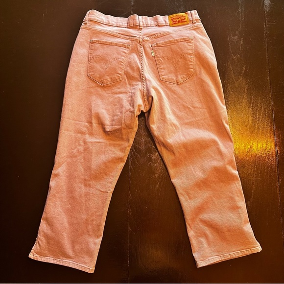 Levi’s Size 31 Lavender Purple Classic Capri Leg Denim Jean - Picture 9 of 9